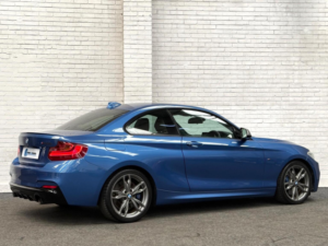 2014 BMW 2 Series 3.0 M235i Auto Euro 6 (s/s) 2dr in Blue — image 2