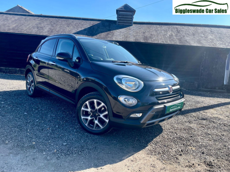 2017 Fiat 500x 1.4l Cross Multiair Automatic SUV 5dr Petrol Semi Automatic Euro 6 (140 Bhp) in Black — image 1