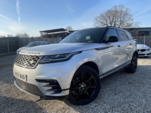 2017 Land Rover Range Rover Velar 2.0 D240 R-Dynamic in Silver — image 2