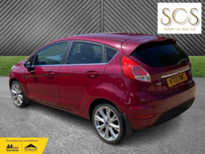 2013 Ford Fiesta 1.0 T Ecoboost Titanium in Red — image 5