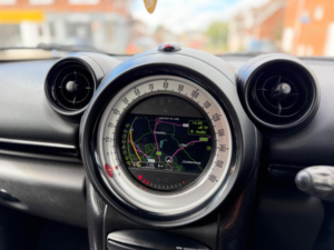 2014 MINI Paceman 2.0 Cooper D Auto Euro 5 3dr in Black — image 2