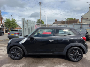 2014 MINI Paceman 2.0 Cooper D Auto Euro 5 3dr in Black — image 5