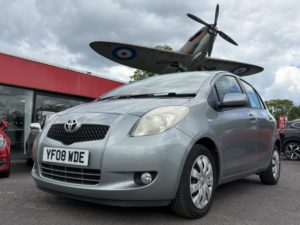 2008 Toyota Yaris 1.3 Vvt-I T3 in Silver — image 4