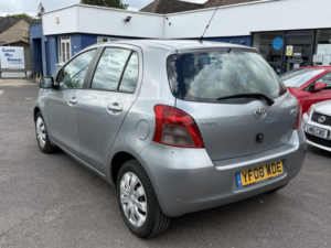 2008 Toyota Yaris 1.3 Vvt-I T3 in Silver — image 6