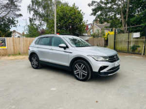 2020 Volkswagen Tiguan 1.5 Tsi Elegance DSG Euro 6 (s/s) 5dr in Silver — image 3