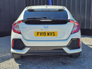 2019 Honda Civic 1.6 I-Dtec Sr Auto Euro 6 (s/s) 5dr in White — image 5