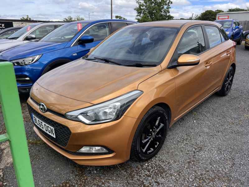 2016 Hyundai I20 1.2 I20 Se 1.2 84ps Bd in Red — image 1