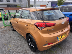 2016 Hyundai I20 1.2 I20 Se 1.2 84ps Bd in Red — image 2