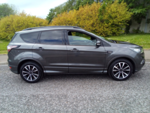 2019 Ford Kuga 2.0 Tdci Ecoblue St-Line in Grey — image 4
