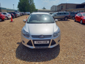 2014 Ford Focus 1.6 Tdci Zetec Navigator Euro 5 (s/s) 5dr in Silver — image 2