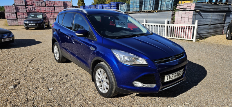 2015 Ford Kuga 2.0 Tdci Titanium in Blue — image 1