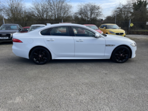 2018 Jaguar Xf 2.0 I R-Sport in White — image 3