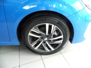 2023 Peugeot 208 1.2 Puretech Allure Premium + Euro 6 (s/s) 5dr in Blue — image 5