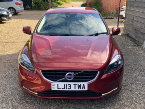 2013 Volvo V40 2.0 D3 Se Lux Nav Geartronic Euro 5 (s/s) 5dr in Red — image 2