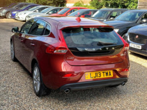 2013 Volvo V40 2.0 D3 Se Lux Nav Geartronic Euro 5 (s/s) 5dr in Red — image 4