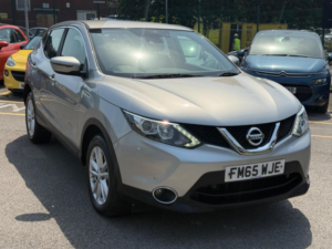2016 Nissan Qashqai 1.5 Dci Acenta 2WD Euro 6 (s/s) 5dr in Silver — image 6