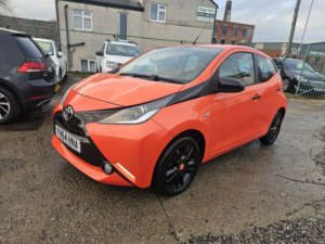 2014 Toyota Aygo 1.0 Vvt-I X-Cite in Orange — image 3