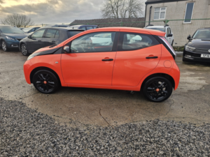 2014 Toyota Aygo 1.0 Vvt-I X-Cite in Orange — image 5
