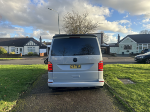 2017 Volkswagen Transporter 2.0 Bitdi T32 Bluemotion Tech Highline in Grey — image 5