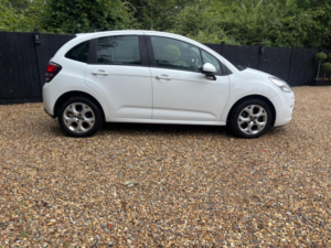 2016 Citroen C3 1.0 Puretech Edition Euro 6 5dr in White — image 2