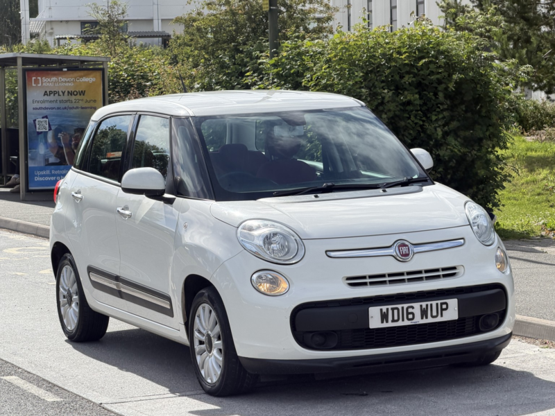 2016 Fiat 500l 1.4 500l My15 1.4 95hp Pop Star in White — image 1