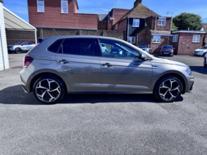 2020 Volkswagen Polo 1.0 Tsi R-Line in Grey — image 4
