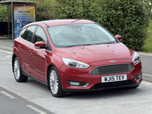 2015 Ford Focus 1.0 T Ecoboost Titanium X in Red — image 3