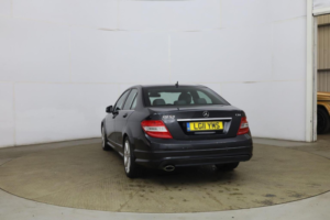 2011 Mercedes-Benz C Class 2.1 C250 Cdi Blueefficiency Sport Auto Euro 5 4dr in Black — image 5