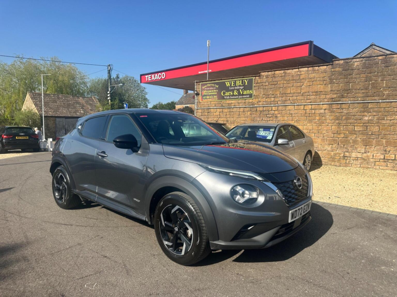 2023 Nissan Juke 1.6 N-Connecta Auto Euro 6 5dr in Grey — image 1