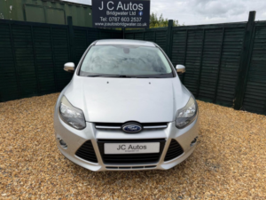 2013 Ford Focus 1.6 Tdci Zetec Euro 5 (s/s) 5dr in Silver — image 3
