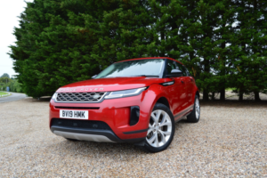 2019 Land Rover Range Rover Evoque 2.0 D180 Se in Red — image 3