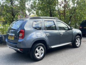2014 Dacia Duster 1.5 Dci Laureate SUV 5dr Diesel Manual Euro 5 (110 Ps) in Grey — image 5