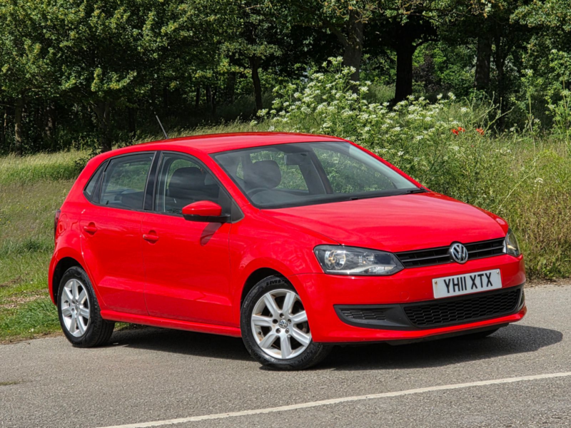 2011 Volkswagen Polo 1.4 Se Hatchback 5dr Petrol Manual Euro 5 (85 Ps) in Red — image 1