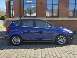 2016 Ford C-Max 1.0 T Ecoboost Zetec in Blue — image 5