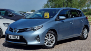 2013 Toyota Auris 1.33 Dual Vvt-I Icon Euro 5 (s/s) 5dr in Blue — image 3