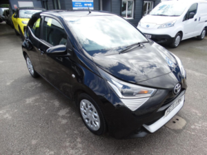 2022 Toyota Aygo 1.0 Vvt-I X-Play Euro 6 (s/s) 5dr in Black — image 3