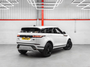 2019 Land Rover Range Rover Evoque 2.0 D180 R-Dynamic S Auto 4WD Euro 6 (s/s) 5dr in White — image 3