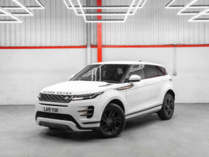 2019 Land Rover Range Rover Evoque 2.0 D180 R-Dynamic S Auto 4WD Euro 6 (s/s) 5dr in White — image 6