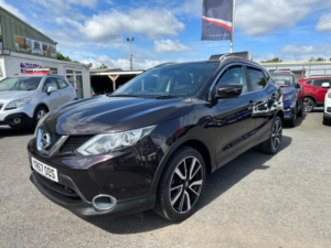 2017 Nissan Qashqai 1.6 Dci Tekna 4WD Euro 6 (s/s) 5dr in Black — image 3