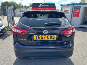 2017 Nissan Qashqai 1.6 Dci Tekna 4WD Euro 6 (s/s) 5dr in Black — image 6