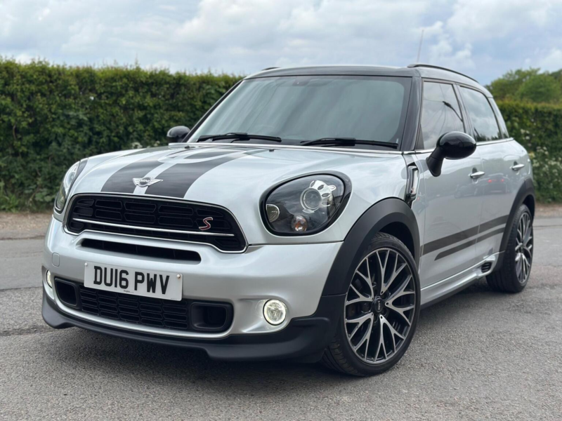 2016 MINI Countryman 2.0 Cooper Sd Auto All4 Euro 5 5dr in Silver — image 1