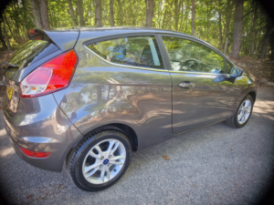 2017 Ford Fiesta 1.3 Zetec in Grey — image 4