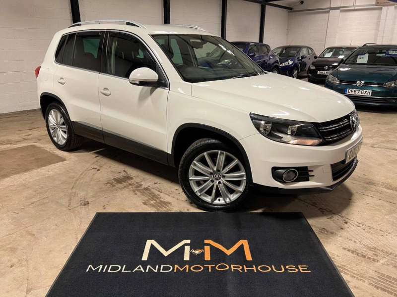 2012 Volkswagen Tiguan 2.0 Tdi Sport 4WD Euro 5 5dr in White — image 1