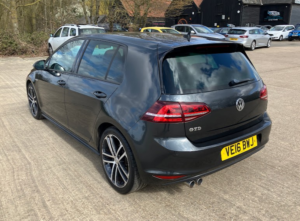 2016 Volkswagen Golf 2.0 Tdi Bluemotion Tech Gtd Automatic in Grey — image 4