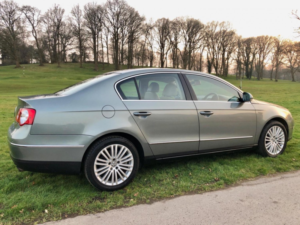 2007 Volkswagen Passat 3.2 Fsi V6 Sel DSG 4motion Euro 4 4dr in Green — image 6
