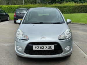 2012 Citroen C3 1.4 E-Hdi Airdream Vtr+ Egs5 Euro 5 (s/s) 5dr in Silver — image 2