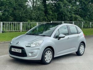 2012 Citroen C3 1.4 E-Hdi Airdream Vtr+ Egs5 Euro 5 (s/s) 5dr in Silver — image 3