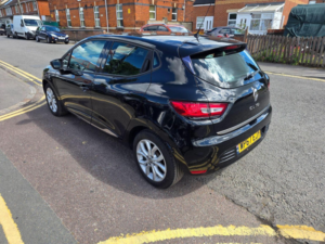 2017 Renault Clio 1.5 Dci Dynamique Nav Euro 6 (s/s) 5dr in Black — image 4