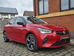 2020 Vauxhall Corsa 1.2 Turbo Elite Nav Premium in Red — image 3