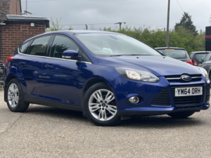 2014 Ford Focus 1.6 Titanium Navigator in Blue — image 2